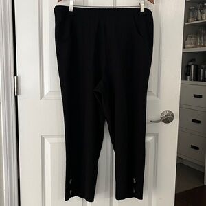 Habitat Cropped Textured pull on Pants with button ankle detail & pockets Sz L